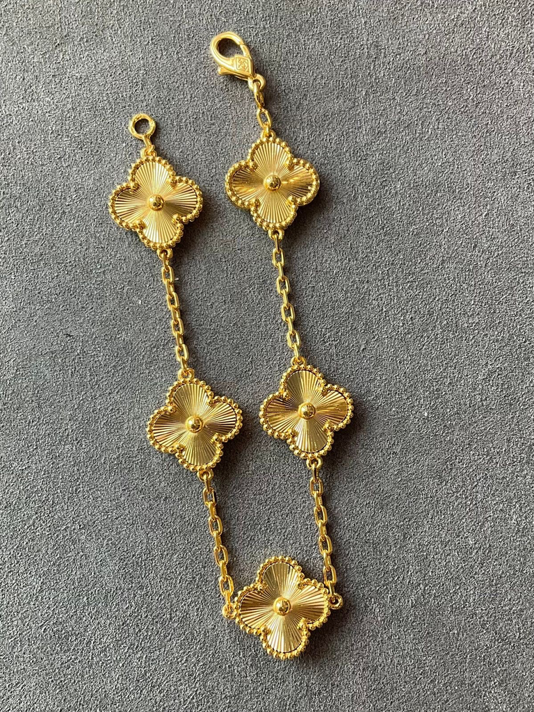 golden clover bracelet